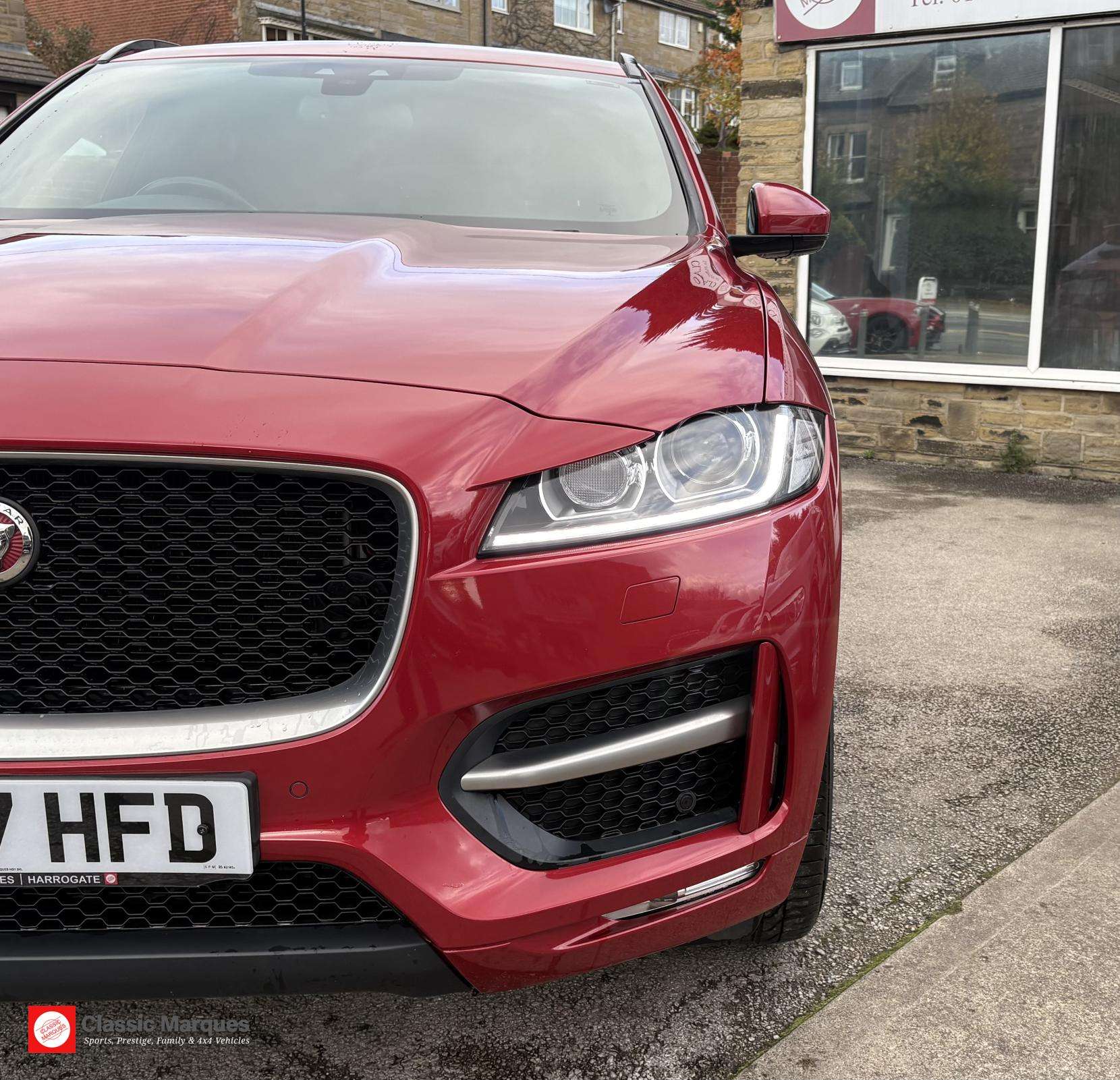 2017 JAGUAR F-PACE 2017 JAGUAR F-PACE