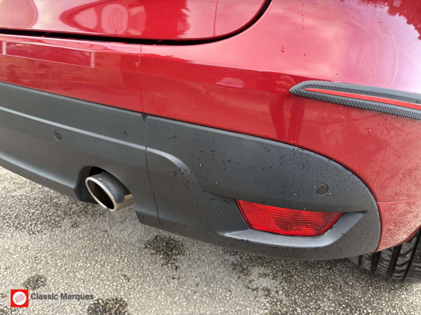 2017 JAGUAR F-PACE 2017 JAGUAR F-PACE