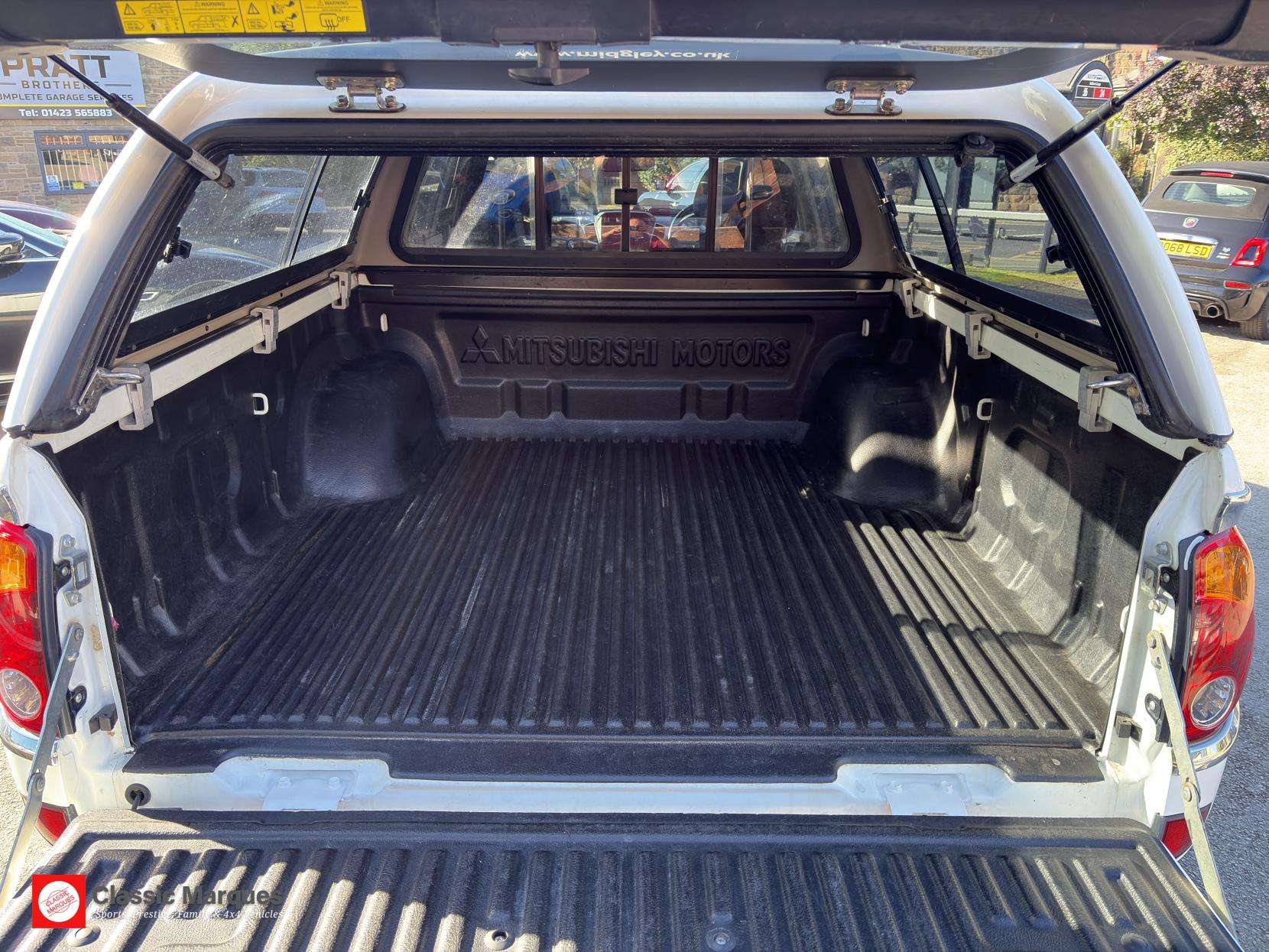 2015 MITSUBISHI L200 2015 MITSUBISHI L200