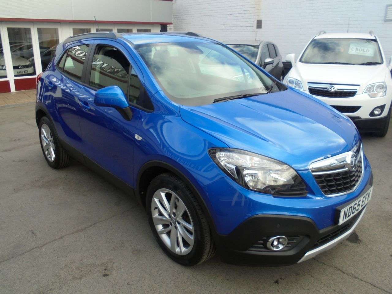 A 2016 VAUXHALL MOKKA 1.6 EXCLUSIV S/S 5d 114 BHP FSH 9 Stamps A 2016 VAUXHALL MOKKA 1.6 EXCLUSIV S/S 5d 114 BHP FSH 9 Stamps