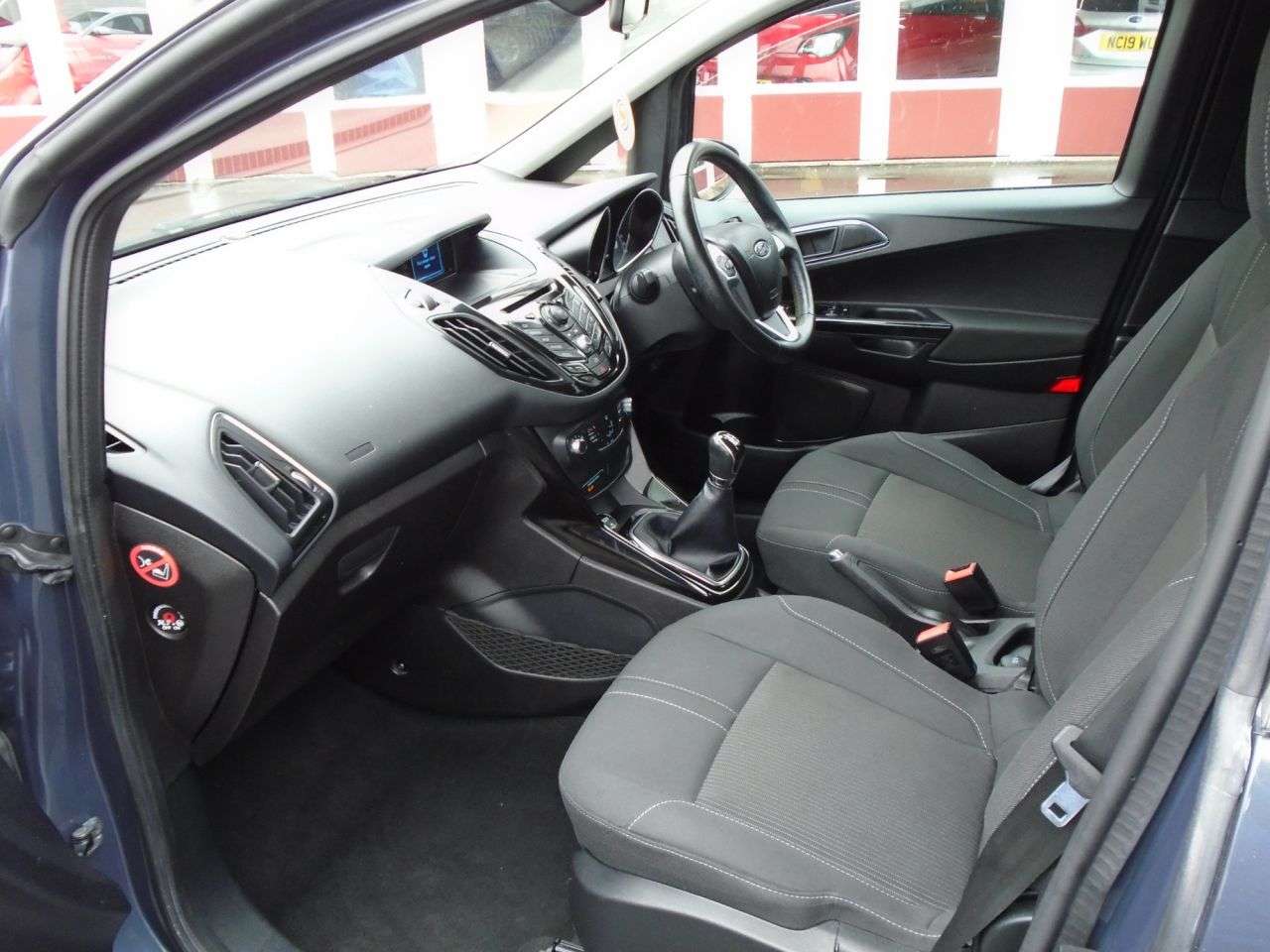 A 2012 FORD B-MAX 1.4 ZETEC 5d 89 BHP 7 service stamps low insurance A 2012 FORD B-MAX 1.4 ZETEC 5d 89 BHP 7 service stamps low insurance