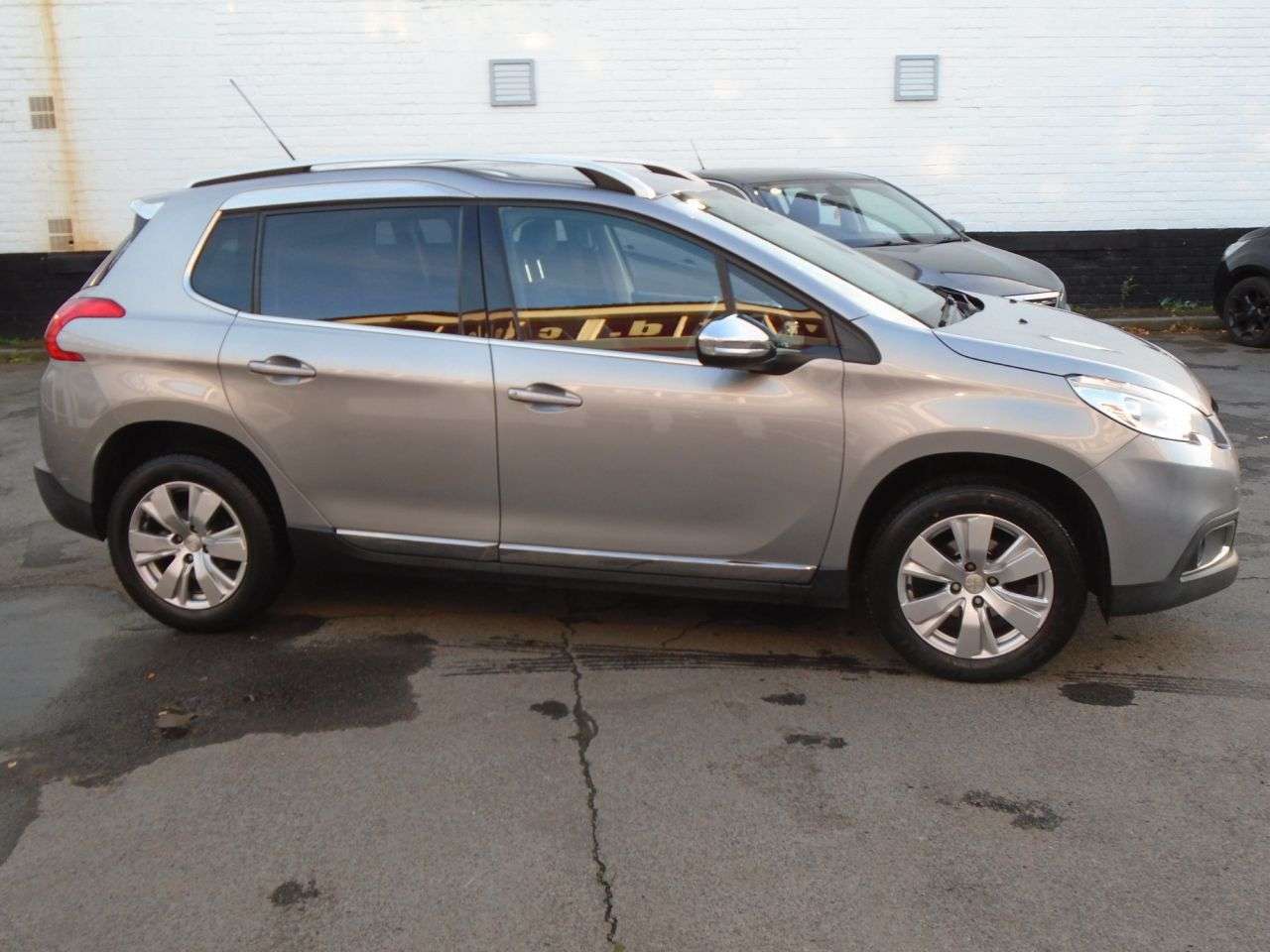 2015 PEUGEOT 2008 2015 PEUGEOT 2008