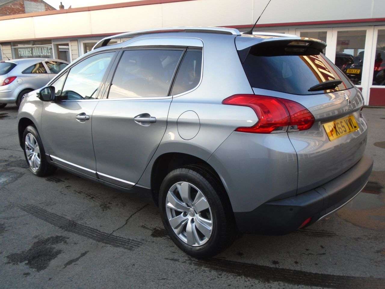 2015 PEUGEOT 2008 2015 PEUGEOT 2008