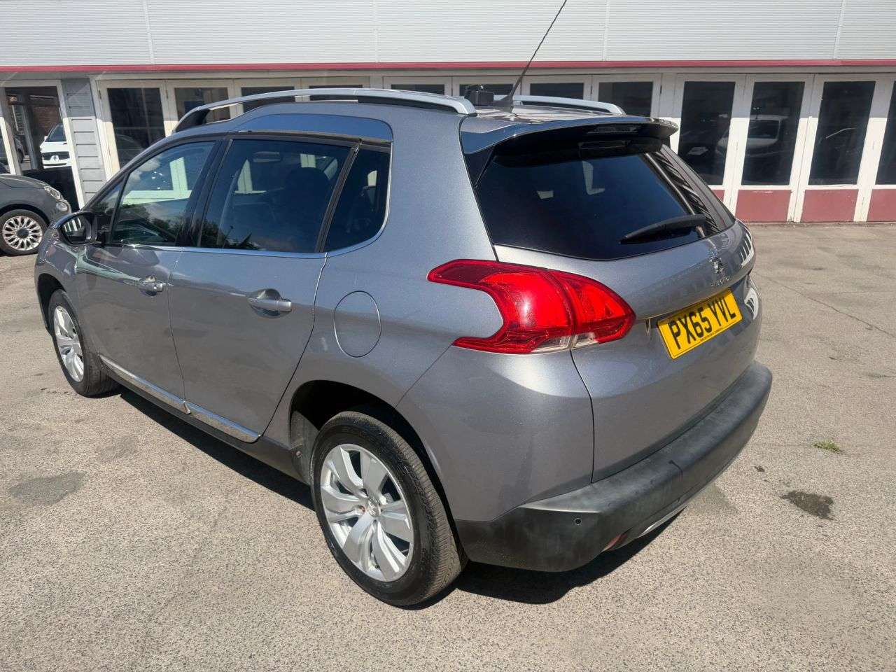 2015 PEUGEOT 2008 2015 PEUGEOT 2008