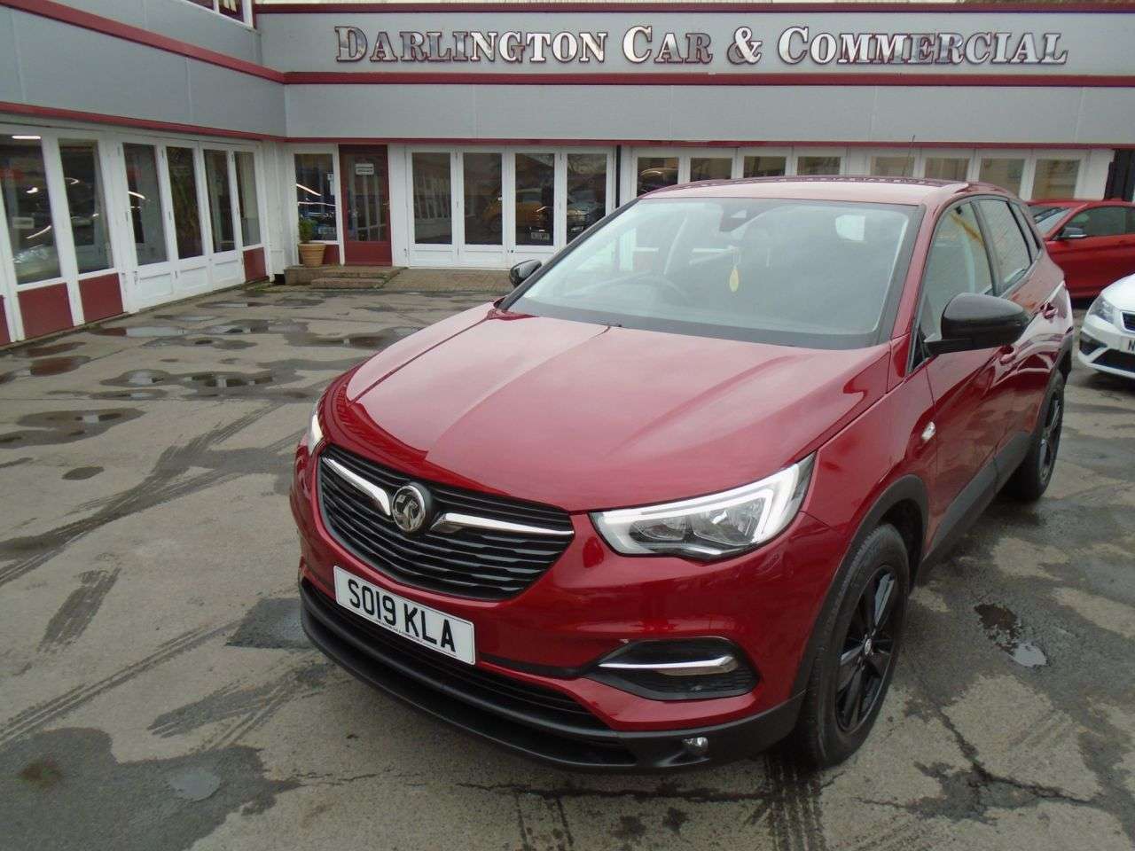 A 2019 VAUXHALL GRANDLAND X 1.2 SE S/S 5d 129 BHP 1 previous owner only 58,000 miles A 2019 VAUXHALL GRANDLAND X 1.2 SE S/S 5d 129 BHP 1 previous owner only 58,000 miles