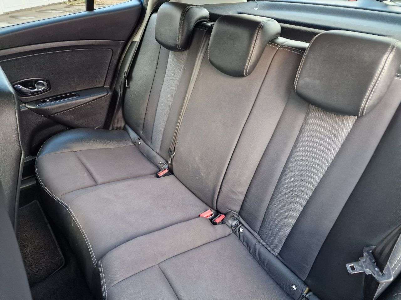 2015 RENAULT MEGANE 2015 RENAULT MEGANE