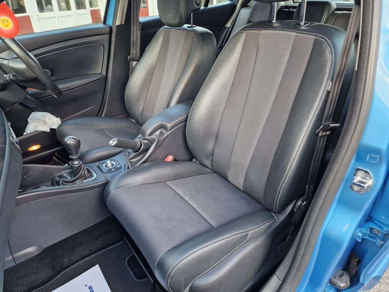 2015 RENAULT MEGANE 2015 RENAULT MEGANE