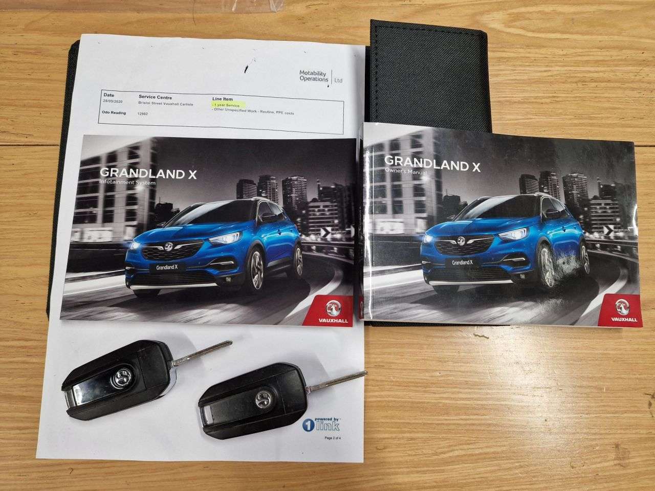 A 2019 VAUXHALL GRANDLAND X 1.2 Turbo GPF SE SUV 5dr Petrol Manual Euro 6 (s/s) (130 ps) 49,000 miles 1 A 2019 VAUXHALL GRANDLAND X 1.2 Turbo GPF SE SUV 5dr Petrol Manual Euro 6 (s/s) (130 ps) 49,000 miles 1