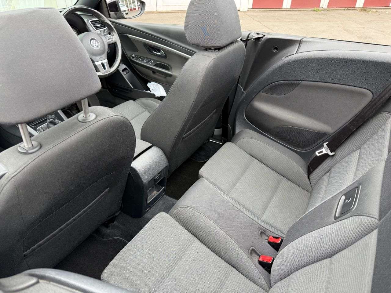 2011 VOLKSWAGEN EOS 2011 VOLKSWAGEN EOS