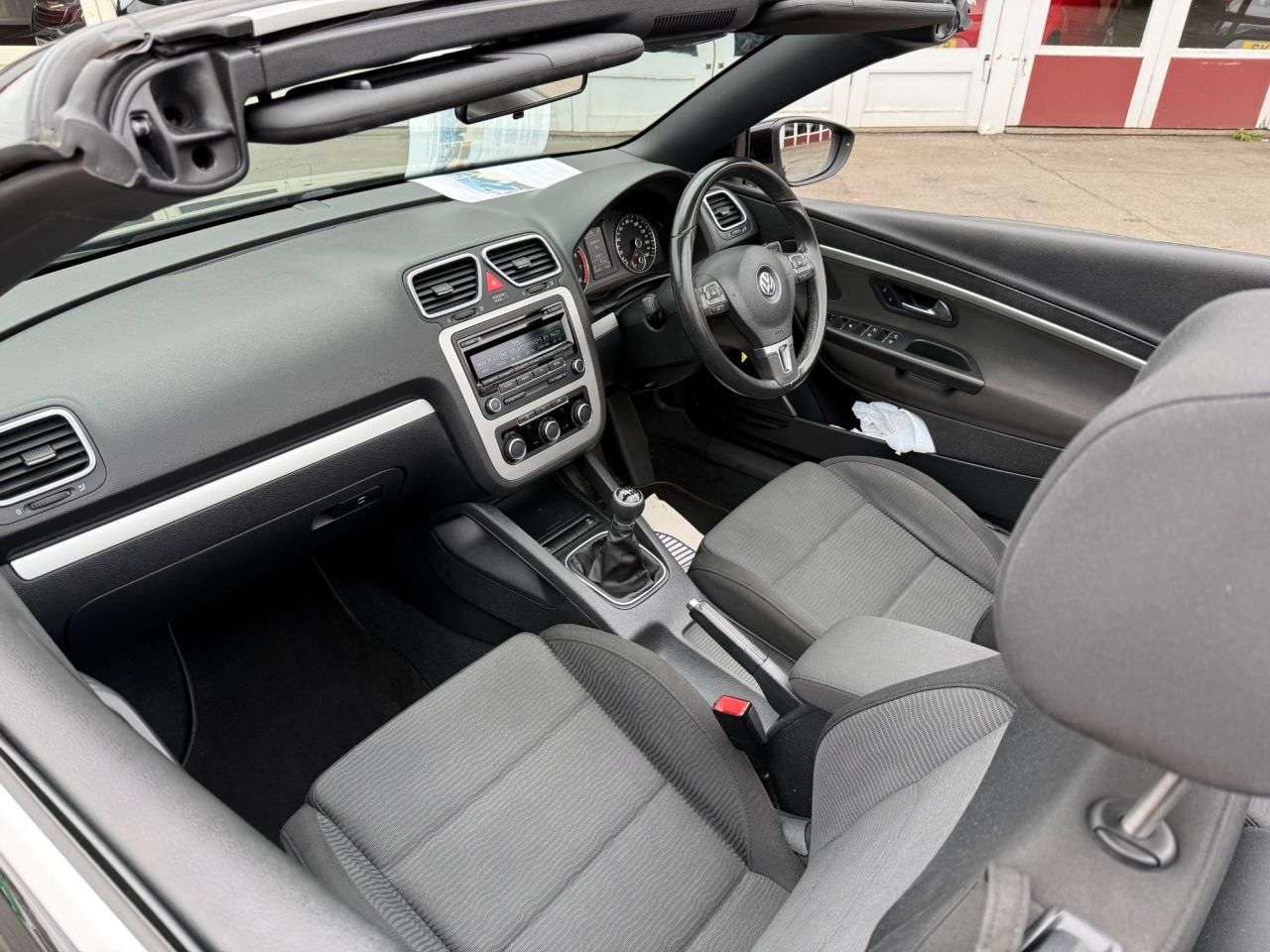 2011 VOLKSWAGEN EOS 2011 VOLKSWAGEN EOS