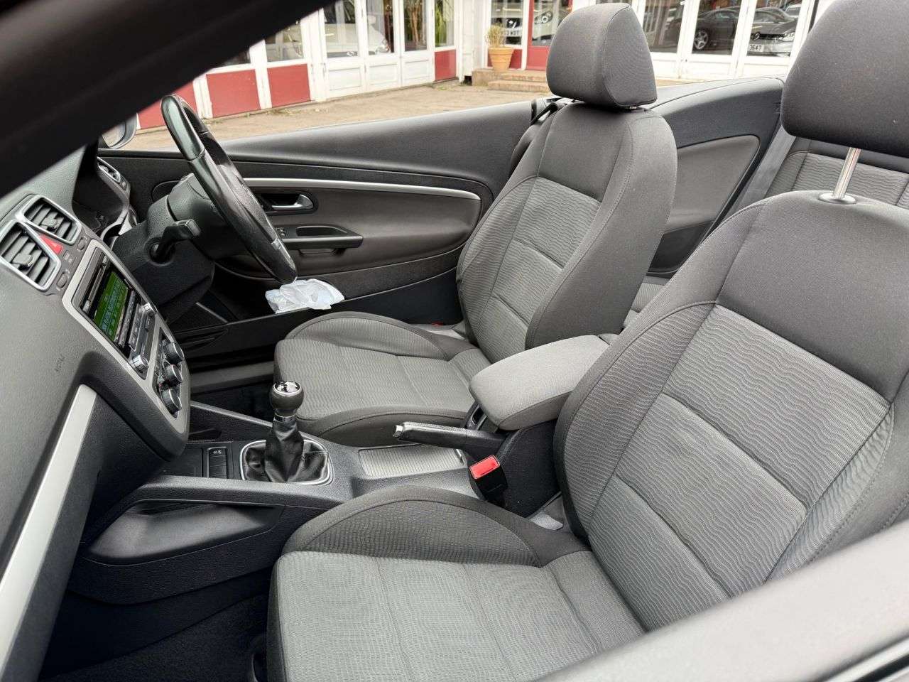 2011 VOLKSWAGEN EOS 2011 VOLKSWAGEN EOS