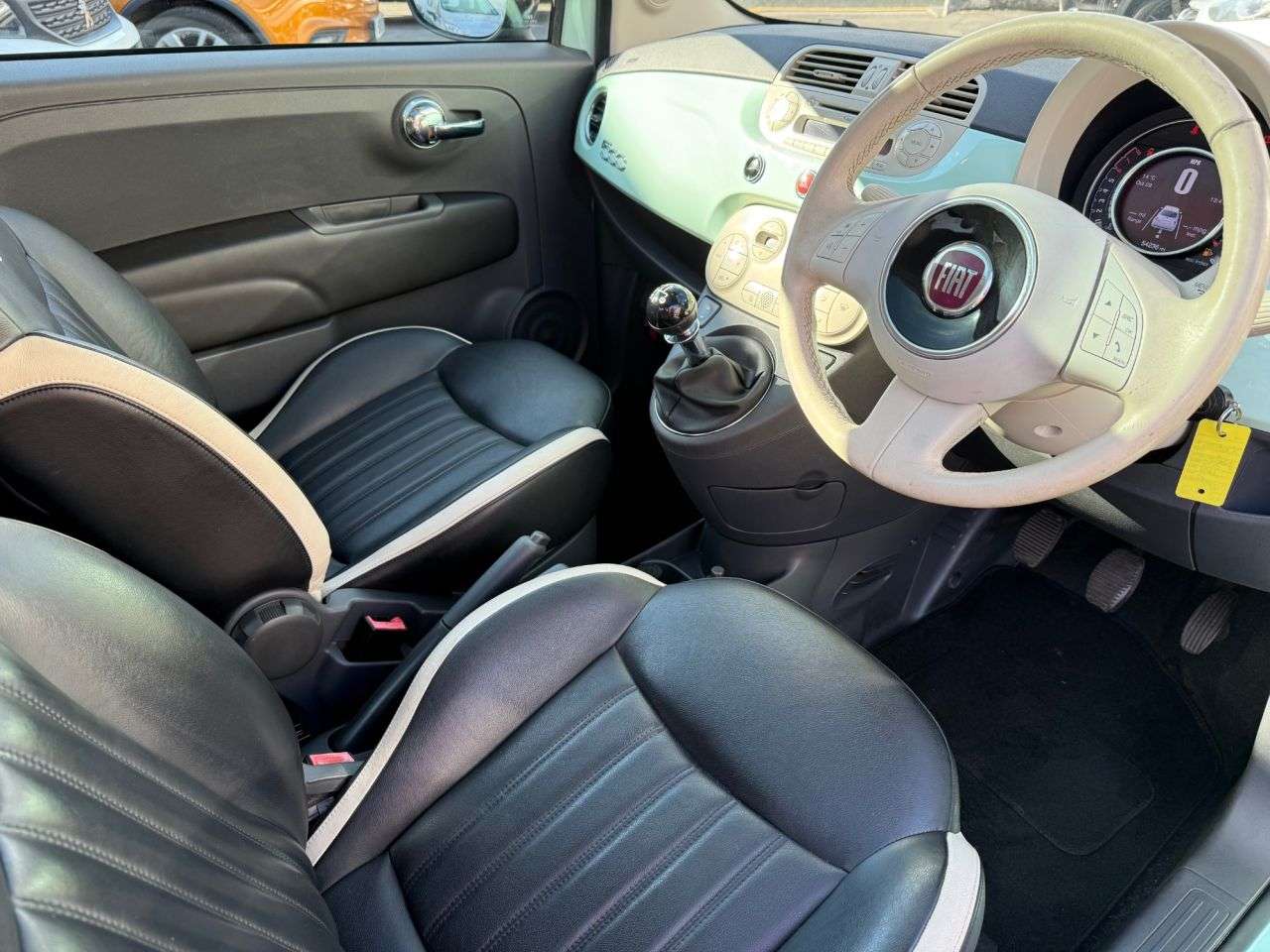 2014 FIAT 500 2014 FIAT 500