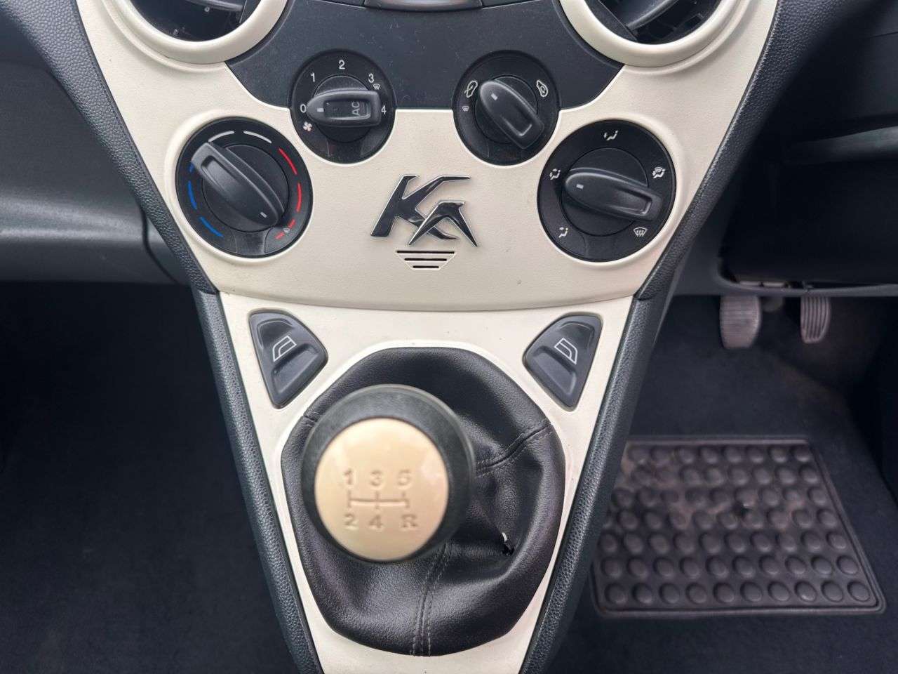 2014 FORD KA 2014 FORD KA