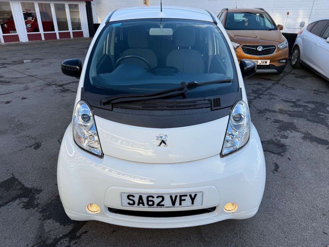 A 2012 PEUGEOT ION Hatchback 5dr Electric Auto (64 bhp) FSH 6 Stamps 1 Previous Owner E/V A 2012 PEUGEOT ION Hatchback 5dr Electric Auto (64 bhp) FSH 6 Stamps 1 Previous Owner E/V