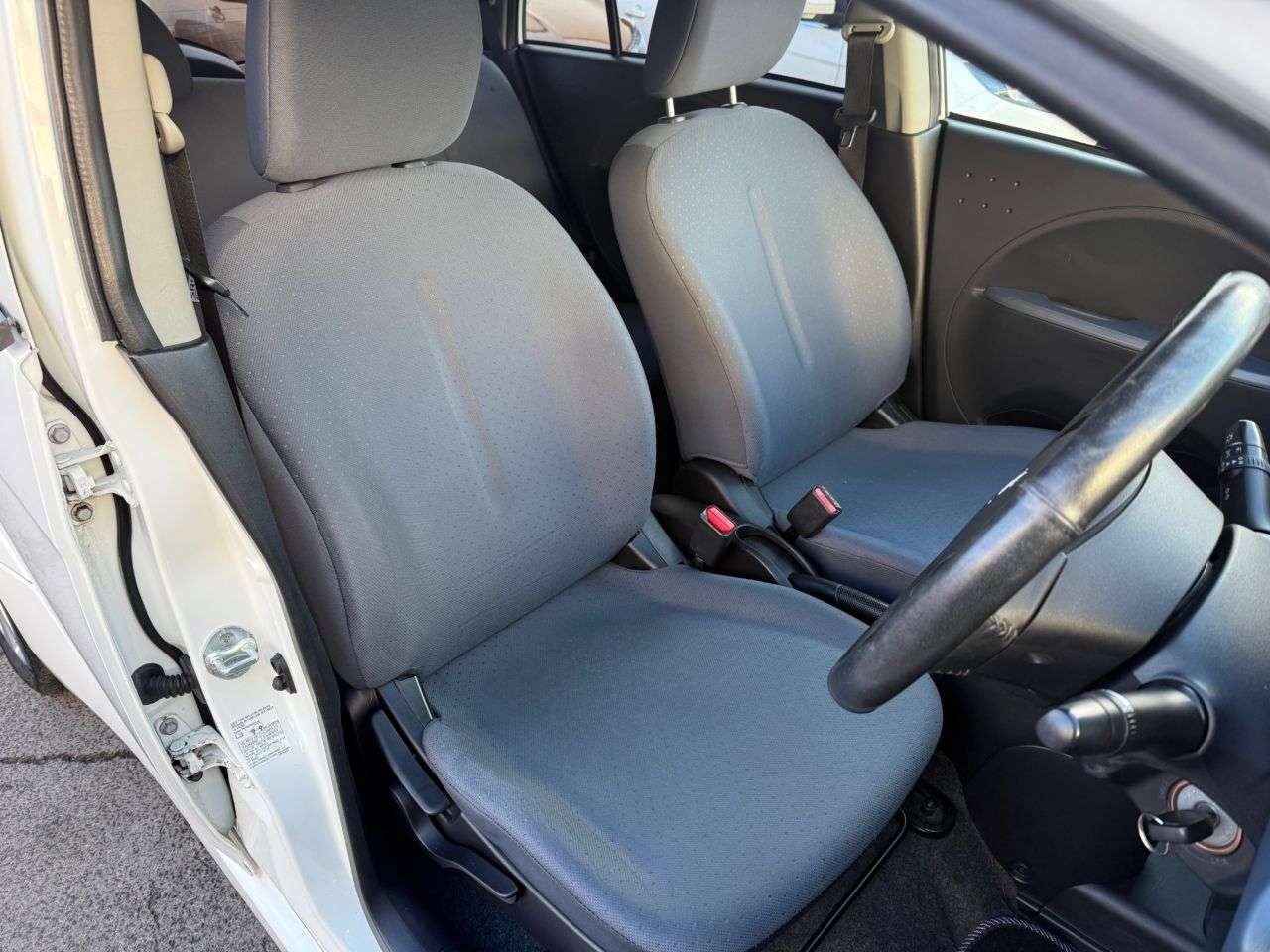 2012 PEUGEOT ION 2012 PEUGEOT ION