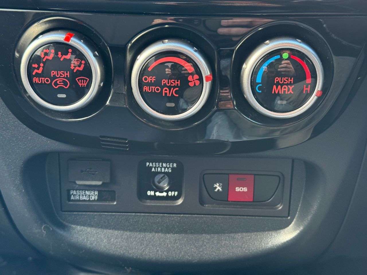 2012 PEUGEOT ION 2012 PEUGEOT ION