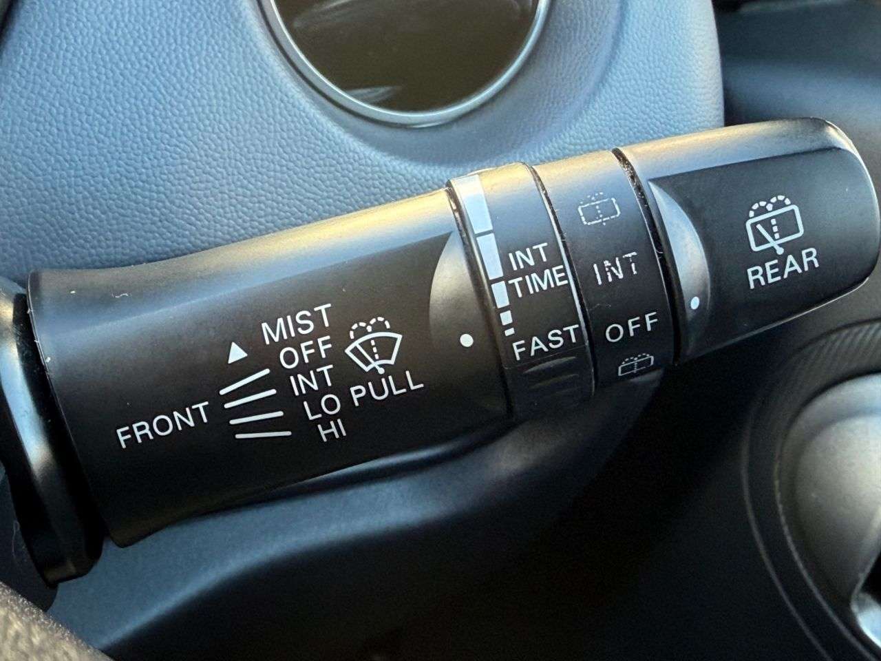 2012 PEUGEOT ION 2012 PEUGEOT ION