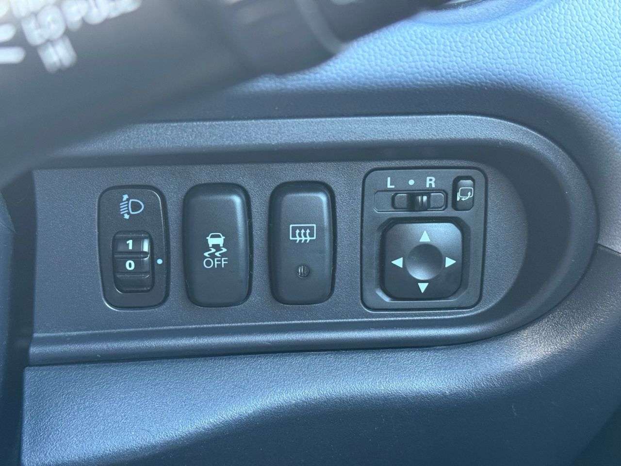 2012 PEUGEOT ION 2012 PEUGEOT ION