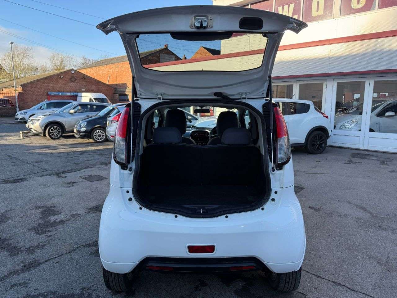 2012 PEUGEOT ION 2012 PEUGEOT ION