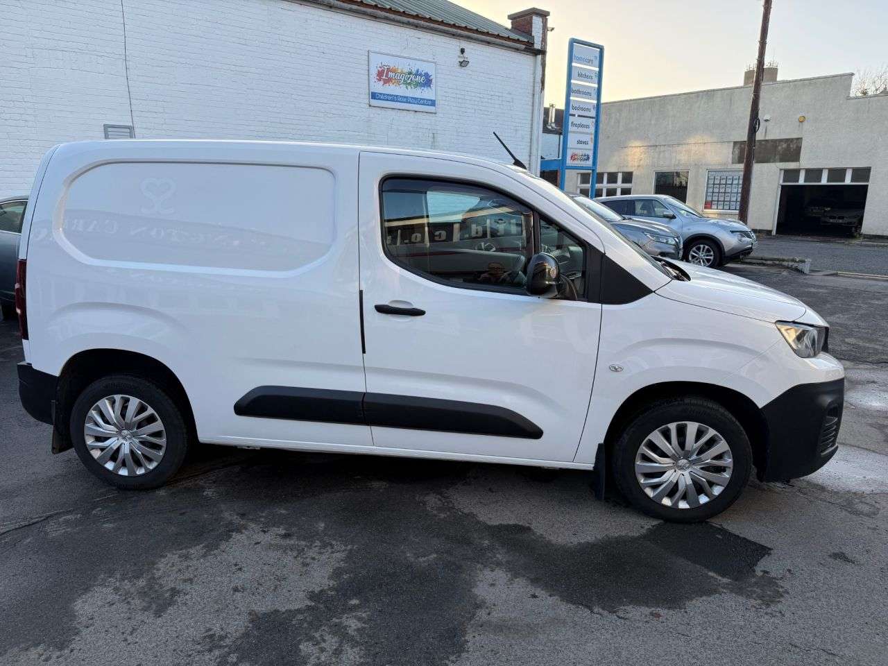 2022 PEUGEOT PARTNER 2022 PEUGEOT PARTNER