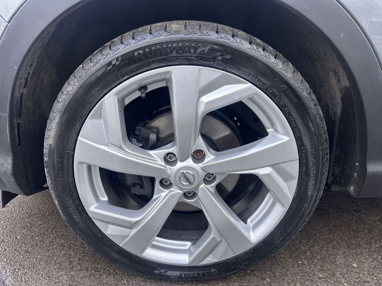 A 2017 NISSAN QASHQAI 1.6 dCi Tekna+ SUV 5dr Diesel XTRON Euro 6 (s/s) (130 ps) only 36,000 9 ser A 2017 NISSAN QASHQAI 1.6 dCi Tekna+ SUV 5dr Diesel XTRON Euro 6 (s/s) (130 ps) only 36,000 9 ser