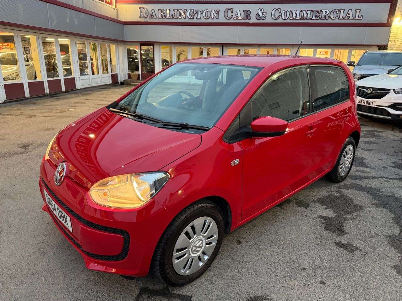 A 2015 VOLKSWAGEN UP! 1.0 Move up! Hatchback 5dr Petrol Manual Euro 5 (60 ps) only 45,000 miles 1 A 2015 VOLKSWAGEN UP! 1.0 Move up! Hatchback 5dr Petrol Manual Euro 5 (60 ps) only 45,000 miles 1