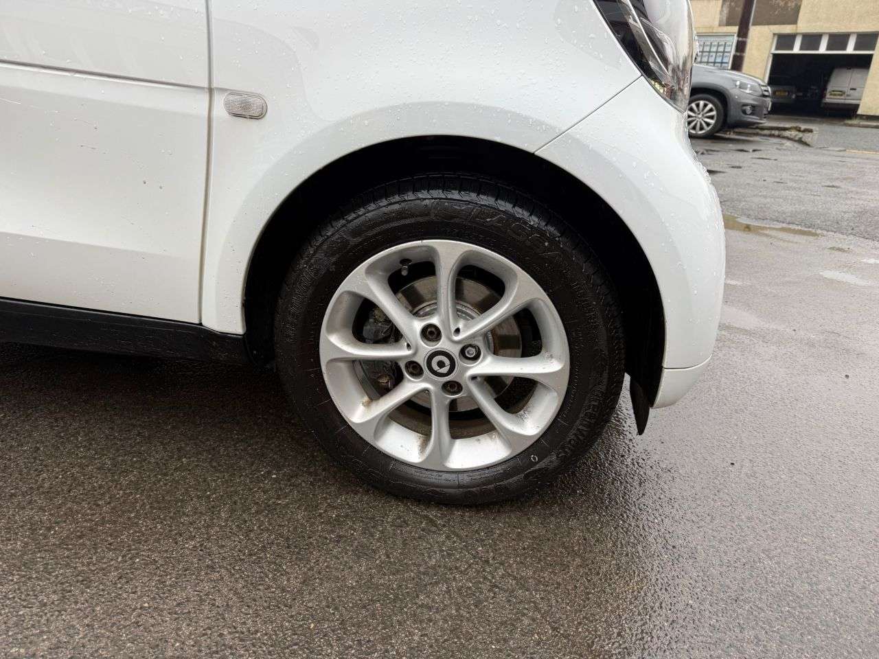 A 2018 SMART FORTWO 1.0 Passion Coupe 2dr Petrol Manual Euro 6 (s/s) (71 ps) Only 26000 miles B A 2018 SMART FORTWO 1.0 Passion Coupe 2dr Petrol Manual Euro 6 (s/s) (71 ps) Only 26000 miles B