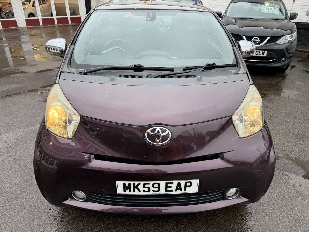 A 2009 TOYOTA IQ 1.33 Dual VVT-i 3 Hatchback 3dr Petrol Manual Euro 4 (s/s) (98 ps) Air Con A 2009 TOYOTA IQ 1.33 Dual VVT-i 3 Hatchback 3dr Petrol Manual Euro 4 (s/s) (98 ps) Air Con