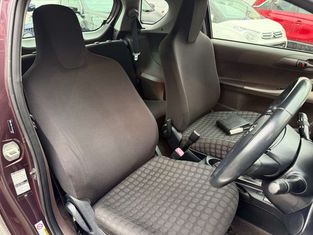 2009 TOYOTA IQ 2009 TOYOTA IQ