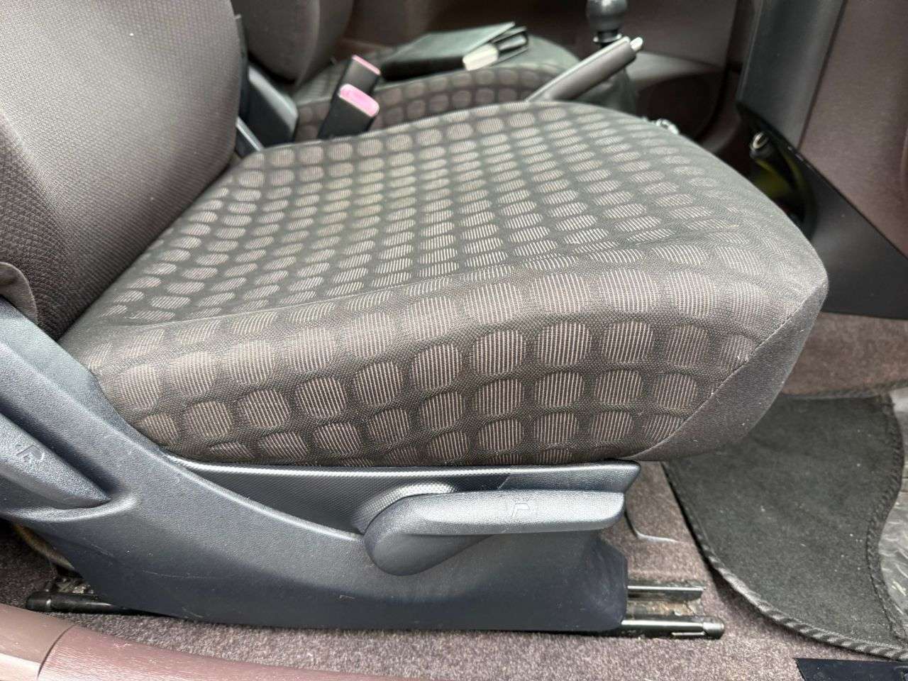 2009 TOYOTA IQ 2009 TOYOTA IQ