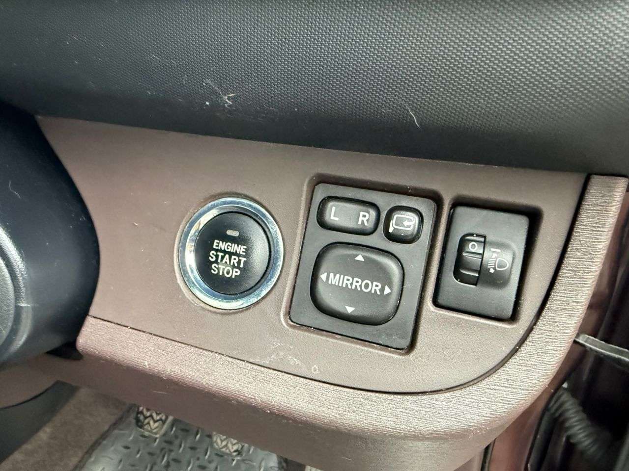 2009 TOYOTA IQ 2009 TOYOTA IQ