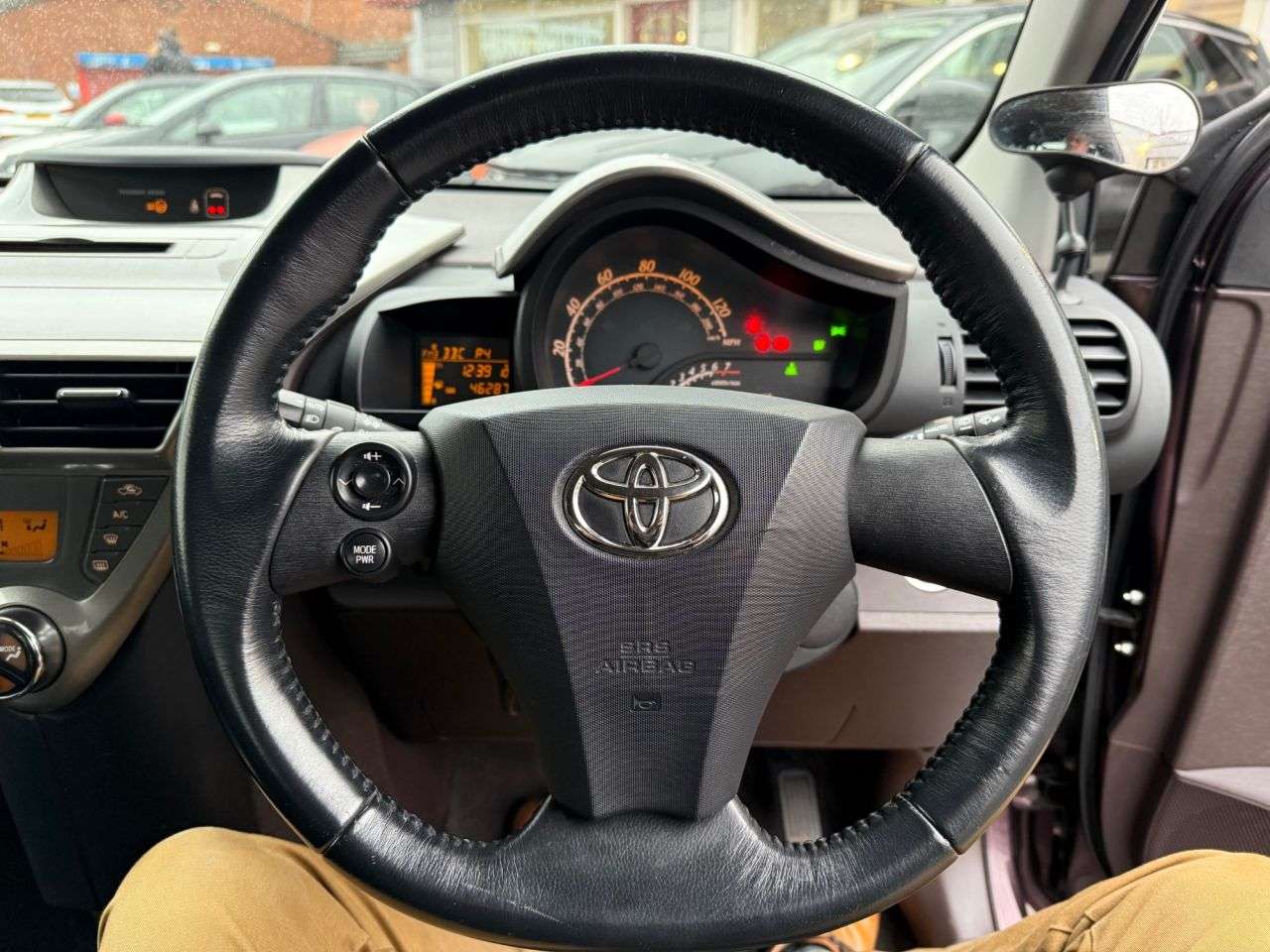 2009 TOYOTA IQ 2009 TOYOTA IQ