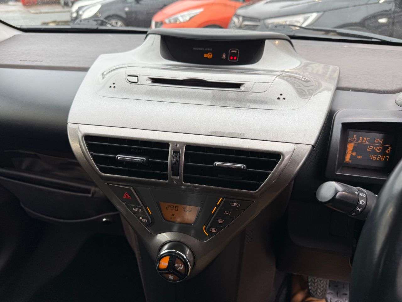 2009 TOYOTA IQ 2009 TOYOTA IQ