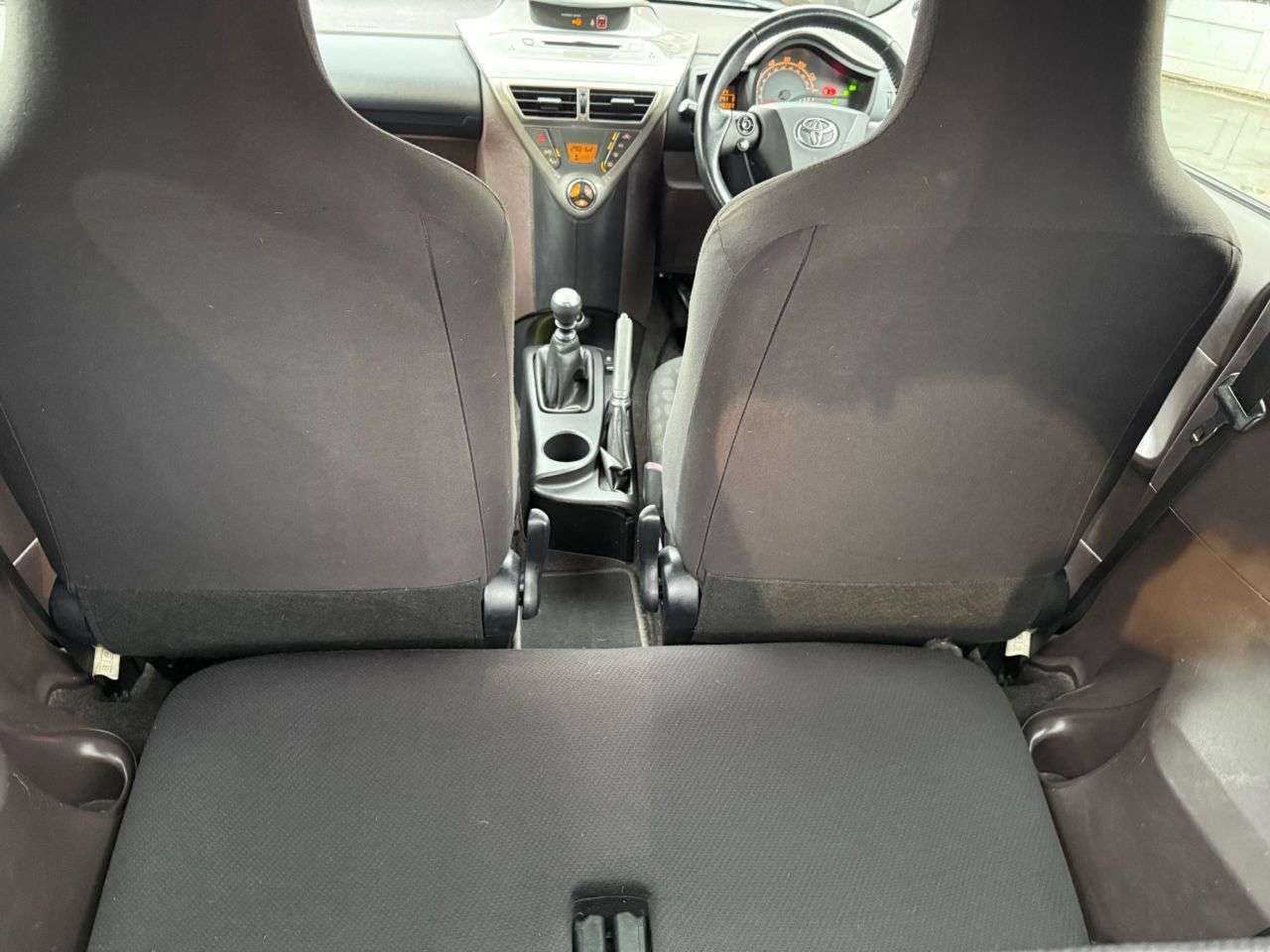 2009 TOYOTA IQ 2009 TOYOTA IQ