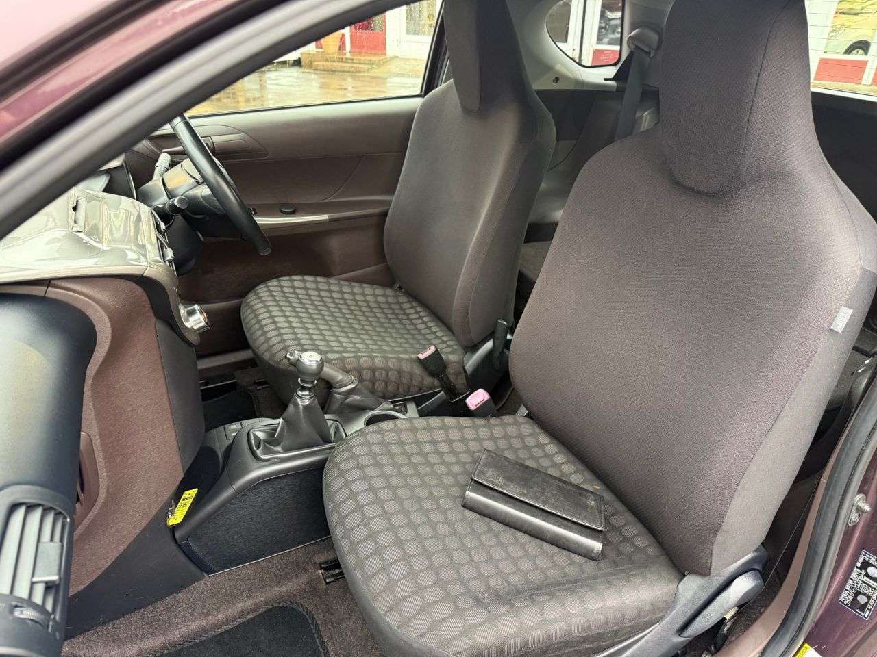 2009 TOYOTA IQ 2009 TOYOTA IQ