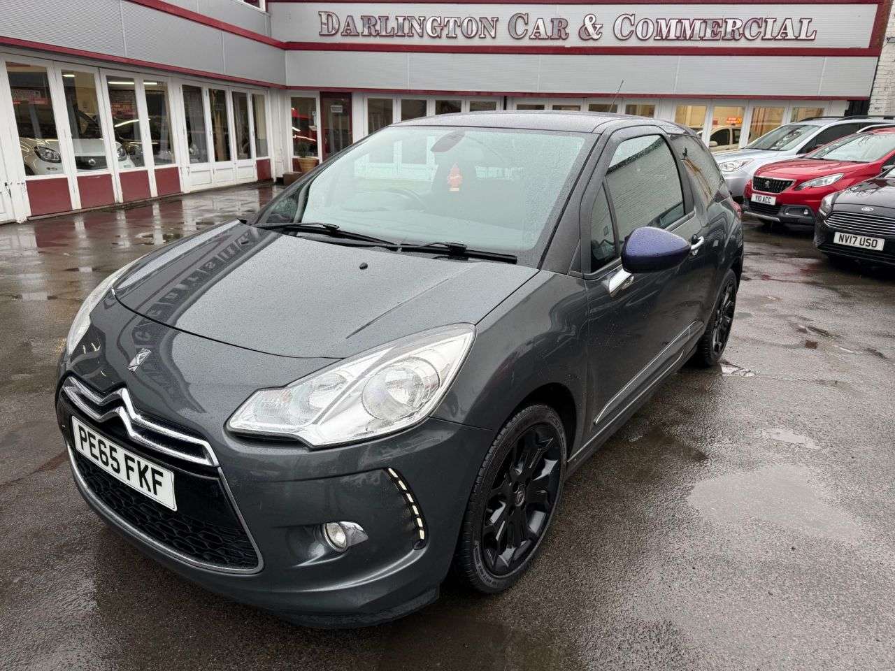 A 2015 CITROEN DS3 1.6 e-HDi DStyle Plus Hatchback 3dr Diesel Manual Euro 5 (s/s) (90 ps) Auto A 2015 CITROEN DS3 1.6 e-HDi DStyle Plus Hatchback 3dr Diesel Manual Euro 5 (s/s) (90 ps) Auto