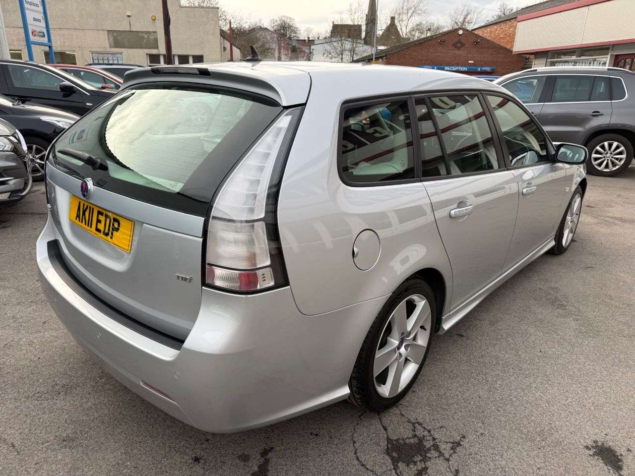 2011 SAAB 9-3 2011 SAAB 9-3