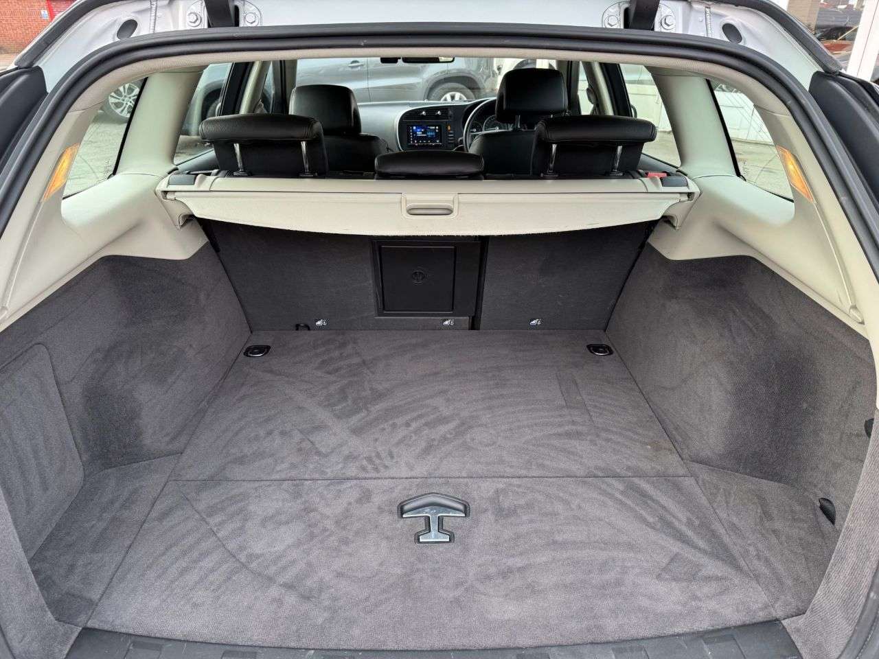 2011 SAAB 9-3 2011 SAAB 9-3