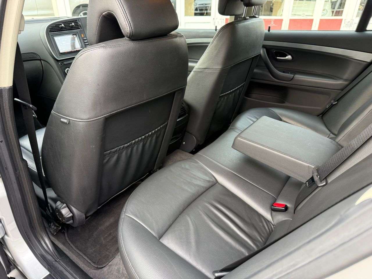 2011 SAAB 9-3 2011 SAAB 9-3