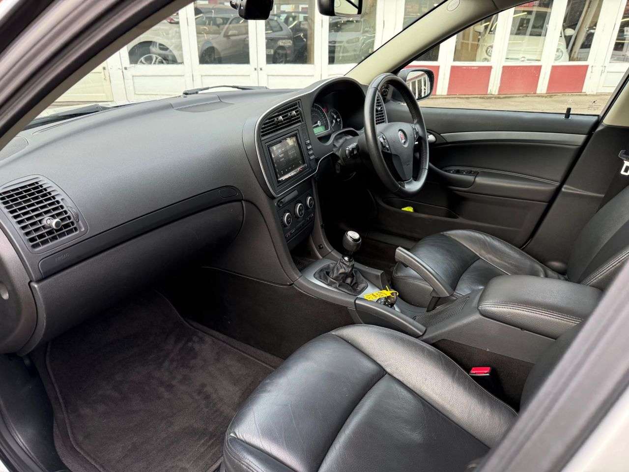 2011 SAAB 9-3 2011 SAAB 9-3