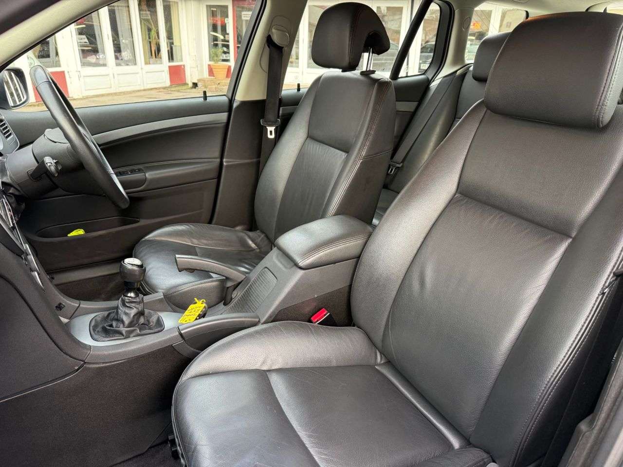 2011 SAAB 9-3 2011 SAAB 9-3