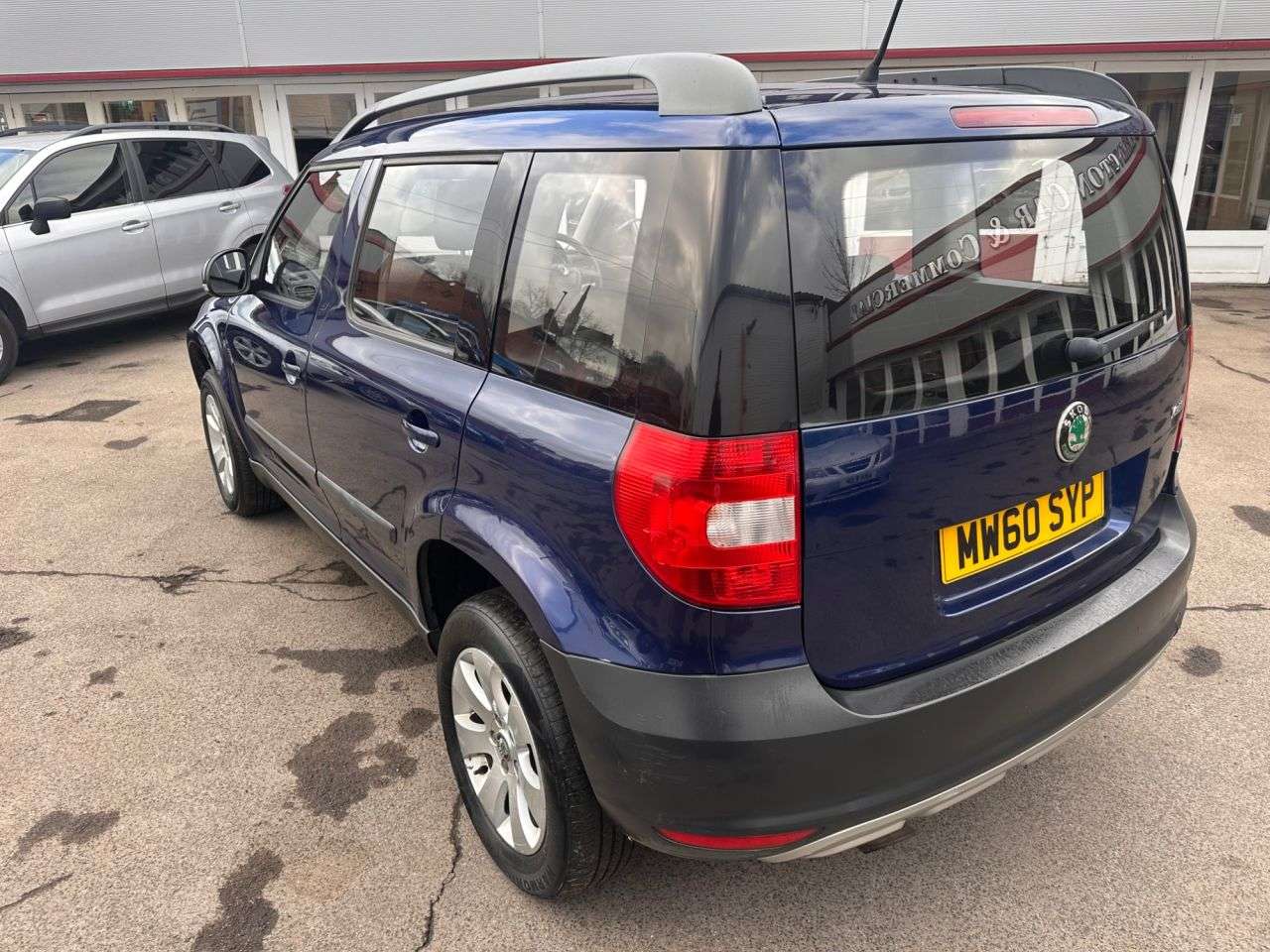 A 2011 SKODA YETI 1.2 TSI S SUV 5dr Petrol Manual Euro 5 (105 ps) 126,000 miles 10 service st A 2011 SKODA YETI 1.2 TSI S SUV 5dr Petrol Manual Euro 5 (105 ps) 126,000 miles 10 service st