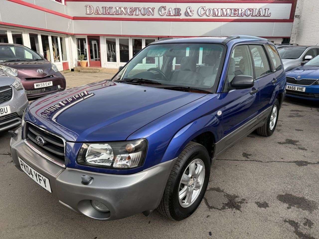 A 2004 SUBARU FORESTER 2.0 X SUV 5dr Petrol Manual (204 g/km, 123 bhp) FSH 15 Service Stamps MOT O A 2004 SUBARU FORESTER 2.0 X SUV 5dr Petrol Manual (204 g/km, 123 bhp) FSH 15 Service Stamps MOT O
