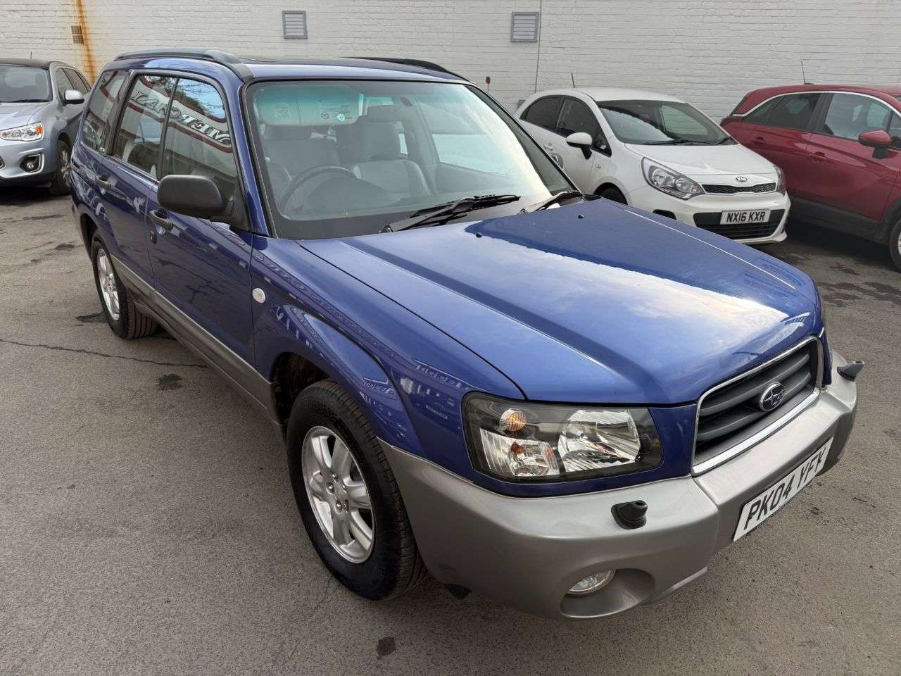 A 2004 SUBARU FORESTER 2.0 X SUV 5dr Petrol Manual (204 g/km, 123 bhp) FSH 15 Service Stamps MOT O A 2004 SUBARU FORESTER 2.0 X SUV 5dr Petrol Manual (204 g/km, 123 bhp) FSH 15 Service Stamps MOT O