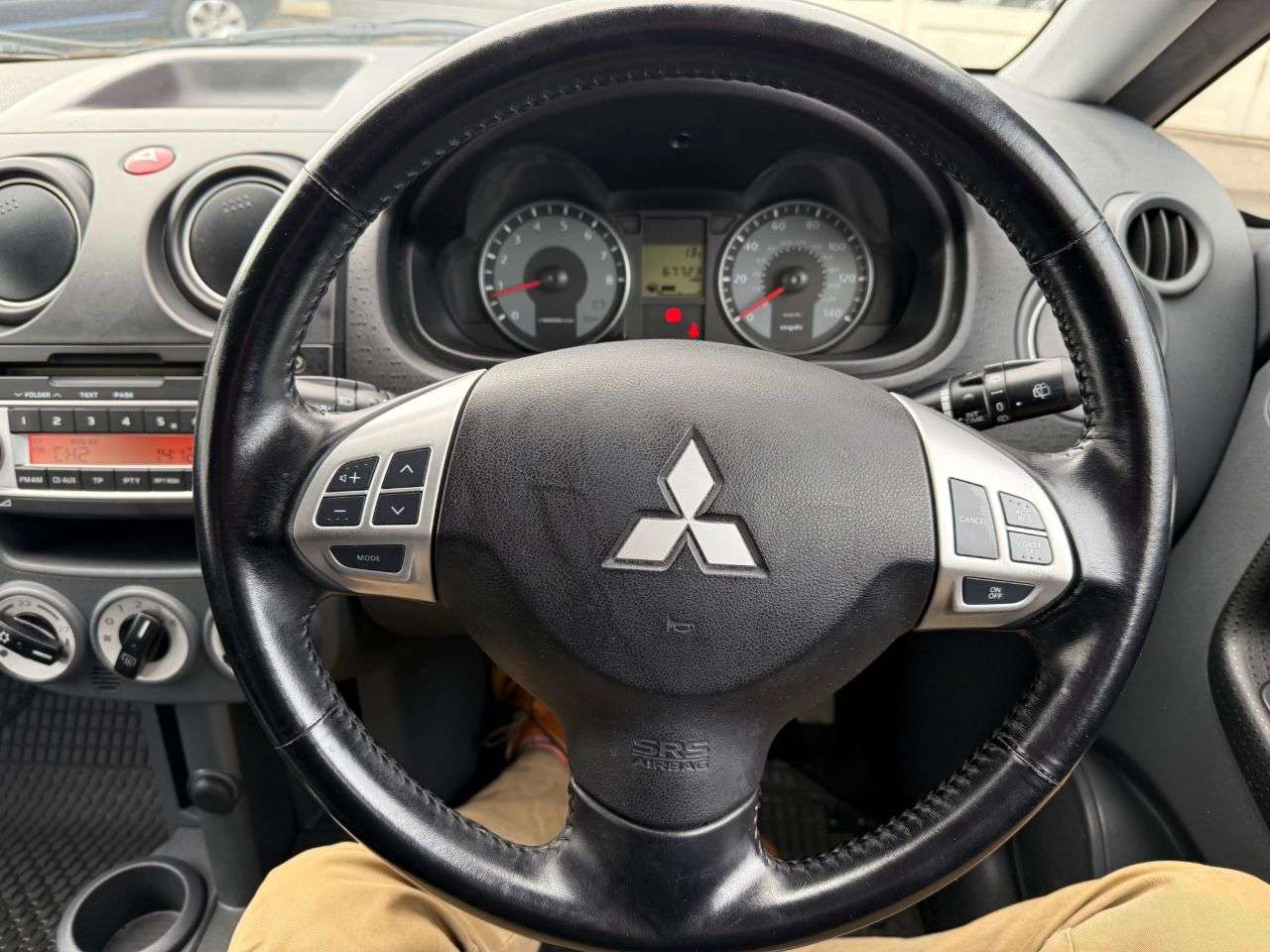 2010 MITSUBISHI COLT 2010 MITSUBISHI COLT