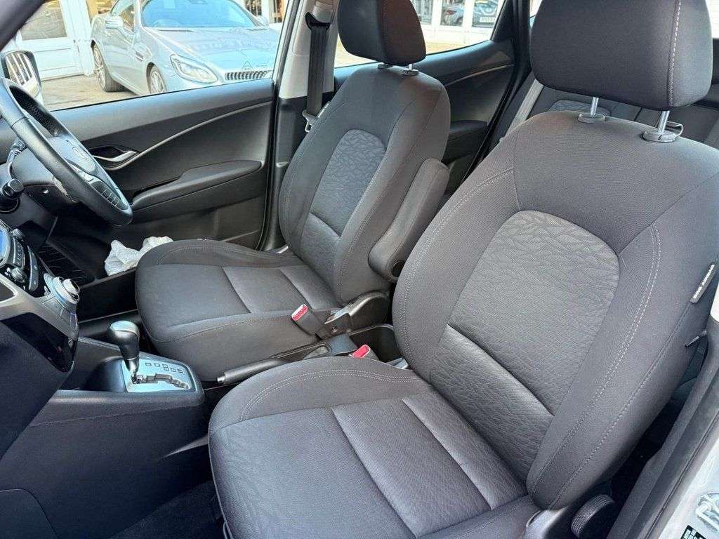 A 2016 MERCEDES-BENZ SLC 2.1 SLC250d AMG Line Convertible 2dr Diesel G-Tronic Euro 6 (s/s) (204 ps) A 2016 MERCEDES-BENZ SLC 2.1 SLC250d AMG Line Convertible 2dr Diesel G-Tronic Euro 6 (s/s) (204 ps)