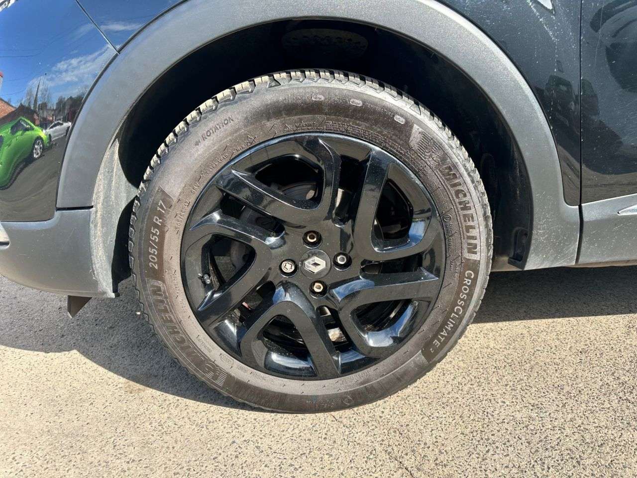 A 2015 RENAULT CAPTUR 1.5 dCi ENERGY Dynamique S MediaNav SUV 5dr Diesel Manual Euro 5 (s/s) (90 A 2015 RENAULT CAPTUR 1.5 dCi ENERGY Dynamique S MediaNav SUV 5dr Diesel Manual Euro 5 (s/s) (90