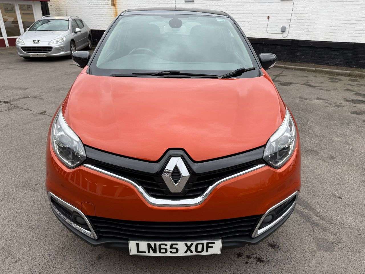 A 2015 RENAULT CAPTUR 1.5 dCi ENERGY Dynamique S Nav SUV 5dr Diesel Manual Euro 6 (s/s) (90 ps) 1 A 2015 RENAULT CAPTUR 1.5 dCi ENERGY Dynamique S Nav SUV 5dr Diesel Manual Euro 6 (s/s) (90 ps) 1