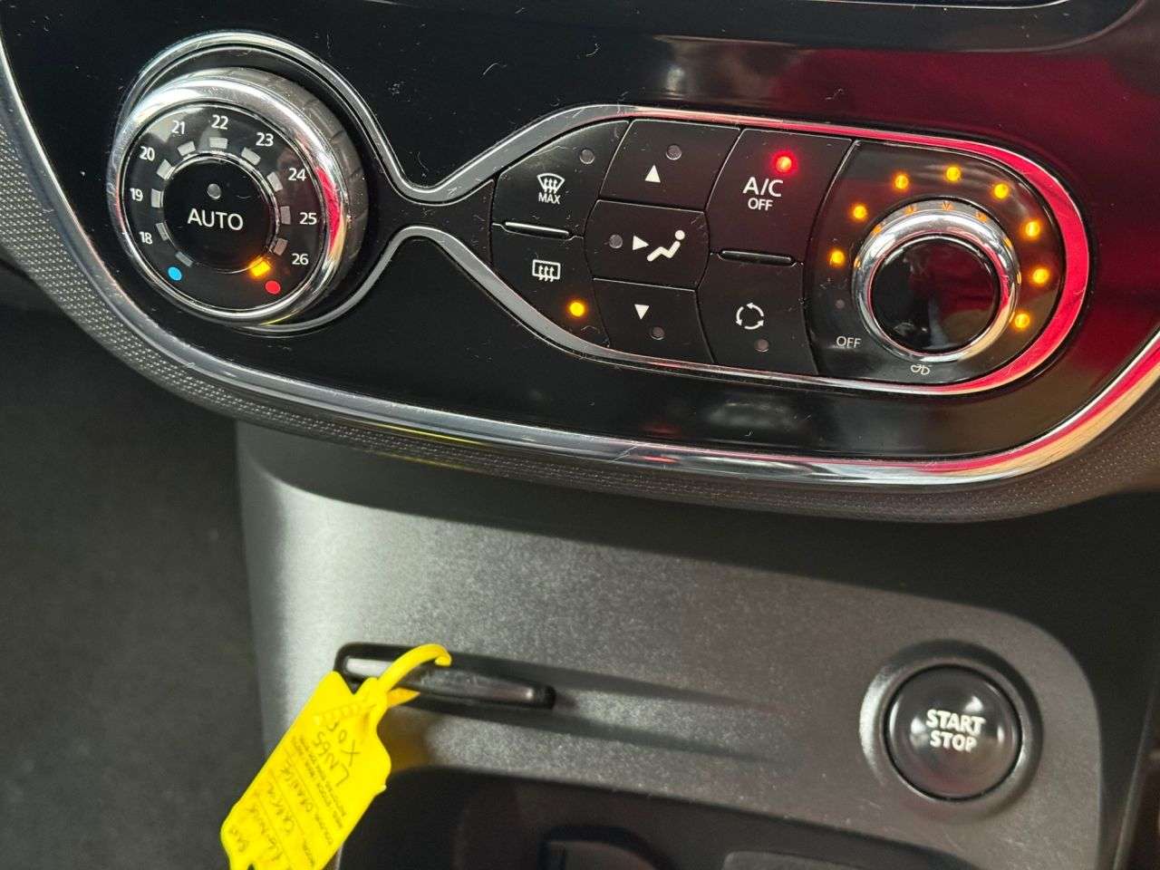 2015 RENAULT CAPTUR 2015 RENAULT CAPTUR