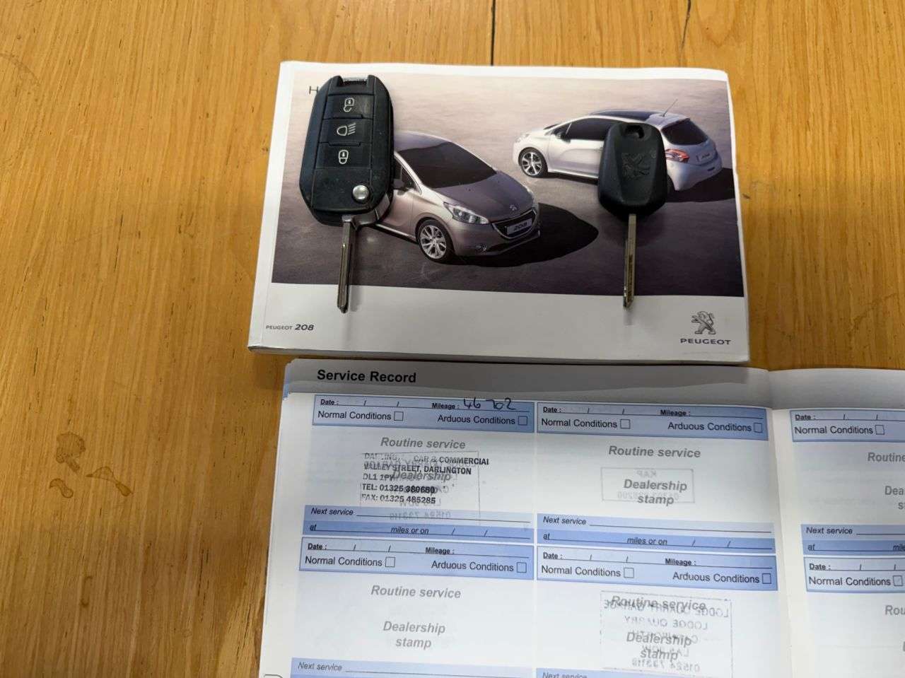 2012 PEUGEOT 208 2012 PEUGEOT 208